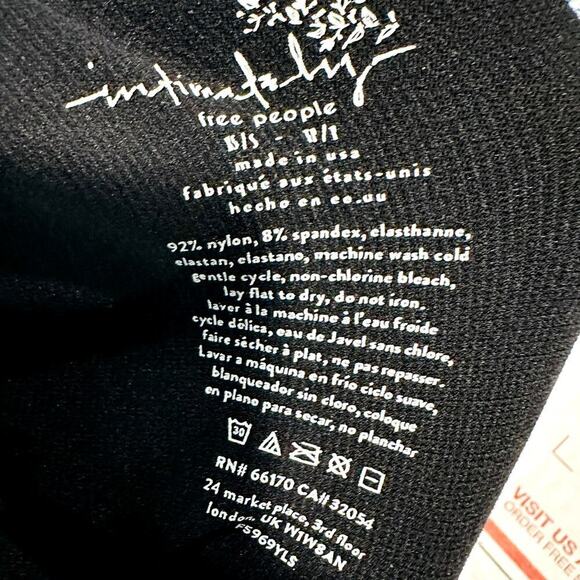 Free People NWOT Black Mock Neck Cut Out Long Sleeve Bodysuit Size XS/S - Picture 6 of 6